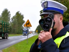 Policyjny pogrom na drogach powiatu! 55 kontroli i aż 49 wykroczeń!
