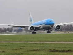 Pożar powerbanku na locie KLM do Curaçao. Boeing 777 zawrócił