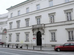 "Lalka" hitem Netfliksa. Mało kto pamięta, że "występuje" w niej też Ministerstwo Zdrowia