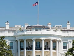 Trump zakazuje dziennikarzom CNN, Politico i MS NOW wstępu do Białego Domu. Media mówią o naruszeniu konstytucji