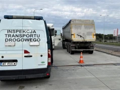 Zestaw przeładowany burakami cukrowymi zatrzymany w Glinojecku