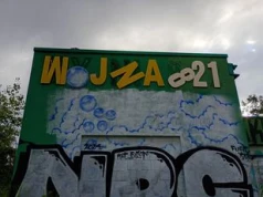 Warszawa: Opuszczona myjnia przy Arkadii. Jest własnością PKP. Jaka jest jej historia i jaka jest przyszłość?