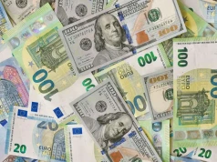 Kurs dolara i euro. Co dalej z USD/PLN i EUR/PLN? Fed, EBC, RPP i Rosja zmieniają sytuację
