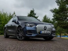 Nowy Mercedes Klasy C zaskakuje gadżetami. Wszystko by zwrócić uwagę