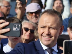 Sprzedają spotkania z Karolem Nawrockim. Pakiety za 100 tys. zł
