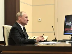 Putin zachęca do głosowania Online. Na amerykańskim komputerze i bez licencji na Windowsa
