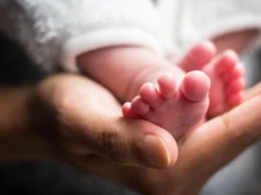 Badanie wskazuje na związek depresji poporodowej ze zwiększonym ryzykiem śmierci dziecka przed 1. urodzinami