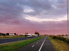 Silny wiatr. Możliwe burze - ostrzeżenie meteo dla powiatu legnickiego