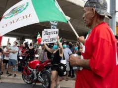 Protest w Austin. Funkcjonariusz ICE postrzelił migranta