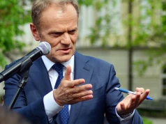 Premier podjął decyzję o wolnym. Weźmiesz 4 dni urlopu i zyskasz 12 dni wolnego
