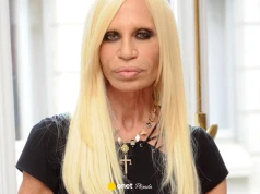 Donatella odeszła z Versace. Teraz wraca na własnych zasadach. "Kreatywność ma być odważna"
