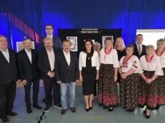 W Szkole Podstawowej im. J. Lompy w Starczy odbyła się prezentacja wystawy “Powstanie Zamojskie”