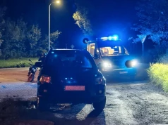Jechał wężykiem, zareagowali świadkowie. Pijany kierowca trafił do celi i stracił samochód