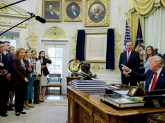 Redakcje pozywają Trumpa. Klęska kanclerza Niemiec, radość na Kremlu