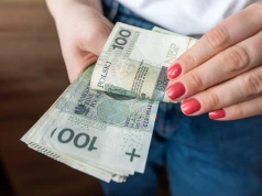 Cudze pieniądze na twoim koncie. KIS potwierdza: sam przelew to jeszcze nie darowizna