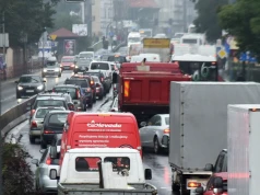 Dziś kierowcy mogą zostawić samochód. Komunikacja miejska za darmo