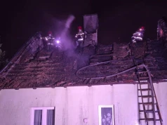 Ogień pojawił się w środku nocy. Płonął dach domu w Olsztynie