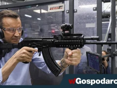 Morawiecki zapowiada obowiązkowe szkolenia wojskowe dla młodych