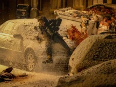 Resident Evil Zacha Creggera przerasta oczekiwania z wynikiem 108 mln dolarów w weekend otwarcia