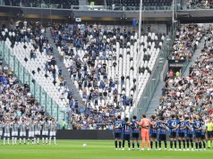 Tak zachowali się podczas minuty ciszy. Klub ukarany