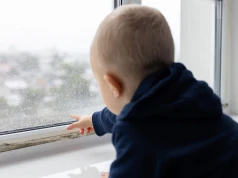 Lokatorzy mieszkań socjalnych skarżą się na pleśń. Ustawa Awaaba nie działa