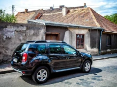 Najtańsza, używana Dacia Duster I od pierwszego właściciela, z rozsądnym przebiegiem. Prosty samochód stworzony do niekoniecznie prostych zadań