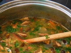 Podkręcona pieczarkowa rządzi jesienią. Na rosole nie robię innej zupy