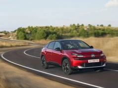 Akcje Stellantis spadły poniżej 4 euro. Fiat rośnie o 24%, Alfa Romeo traci 23%