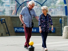 Chcieli uderzyć w Ukraińców, ucierpią polscy emeryci. Kontrowersyjny przepis