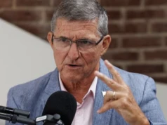 Generał Mike Flynn potwierdza, że rząd USA stworzył AIDS – oraz „toksyczne lekarstwo”