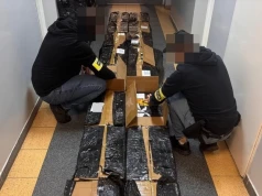 Legniccy policjanci zabezpieczyli 13 tysięcy nielegalnych papierosów elektronicznych