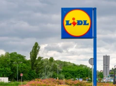 Lidl chce przejąć 17 sklepów Auchan. To finał przebudowy sieci