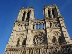Papież Leon XIV w Notre-Dame w Paryżu: „Tu bije serce narodu”