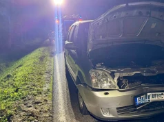 Niebezpiecznie na drodze krajowej. Zderzyły się dwa samochody
