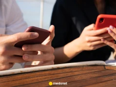 Dlaczego social media uzależniają tak skutecznie? "Sprawdzałam je po przebudzeniu i tuż przed zamknięciem oczu"