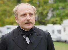 Adamczyk mówił o swoim bohaterze w "Lalce". Nieoczekiwanie nawiązał do AI