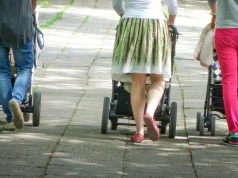 Coraz mniej dzieci w Polsce. Nadchodzące dekady przyniosą zmiany
