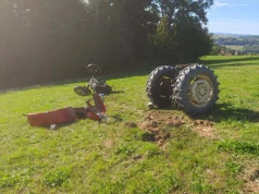 55-letni rolnik przejechany przez własny traktor. W akcji śmigłowiec LPR
