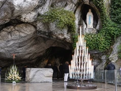 Lourdes – sanktuarium przyciągające miliony katolików, do którego przybywa trzeci papież