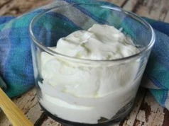 Jogurt grecki czy skyr? Eksperci nie mają wątpliwości, który jest zdrowszy