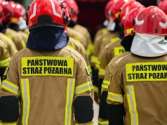 Płonie hala w Nowej Hucie. Wewnętrz znajdują się środki łatwopalne