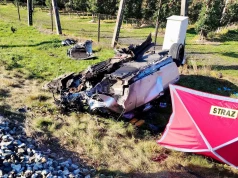 Kolejna tragedia na przejeździe kolejowym. Nie żyje młody kierowca