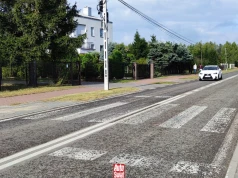 Nie ma zebry, ale pieszy ma pierwszeństwo. Decyduje jeden ruch kierownicą