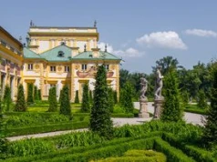 Cień kontrowersyjnej imprezy techno w Wilanowie. Resort ogłasza konkurs na dyrektora