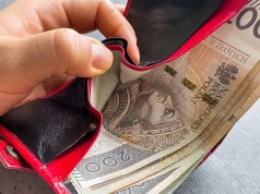 Ponad 1,1 tys. zł miesięcznie na dziecko. Te pieniądze przysługują też Polakom