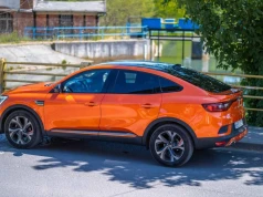 Używana Renault Arkana za 70 tys. zł. Który silnik wybrać i co sprawdzić w hybrydzie?