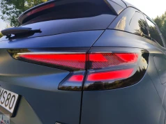 Stellantis kontra Renault: wojna na metraże w Paryżu i piąte stoisko