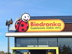 Szalone promocje w Biedronce od 28 września. Akcja 2+1 i przeceny aż do 80%, oferta ograniczona czasowo