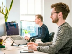 AI zabierze część pracy, roboty przejmą kolejną. Gdzie Europa nadal będzie potrzebowała człowieka?