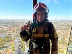 49 pięter, obciążenie i walka z czasem. Strażak z Łomży kontra Sky Tower